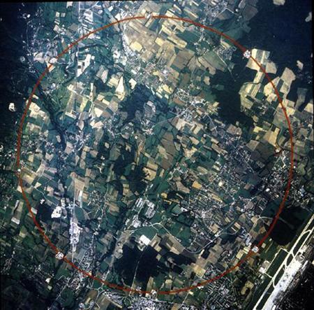 �������ǿ�Ӷ�ײ��10��15ʱ30����ʽ����