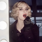 ����ڷ�����Ů���Ƿ�ͷ��