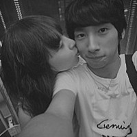 qq��������ͷ��һ�Է���������ͷ��