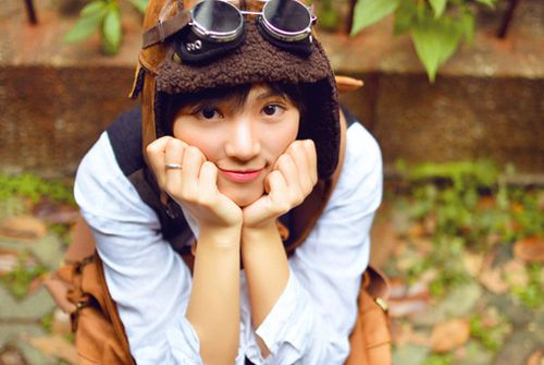 �ƲӲ�QQ�ռ��ز�_���Ů��ƲӲ�������Ƭ