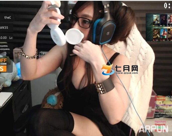 LOLŮֱ��jennythesquirrel��Χ��� ���߶Ȳ���ҡ����Ƶֱ���ۿ�