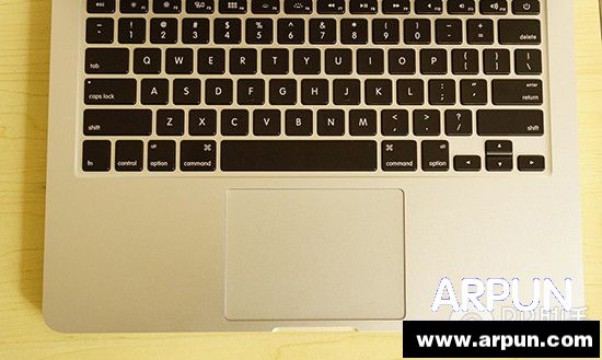 2015�¿�MacBook Air��MacBook Pro��ϸ����23.jpg
