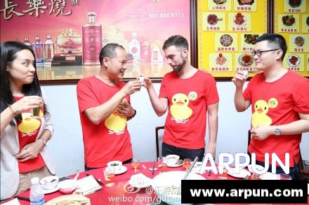 ���Ӹ�����ô���� ���Ӹ�������˭?