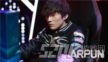 Snakeս��Beast������Ƭ Ӣ�������߶Ӵ�ҰBeast����