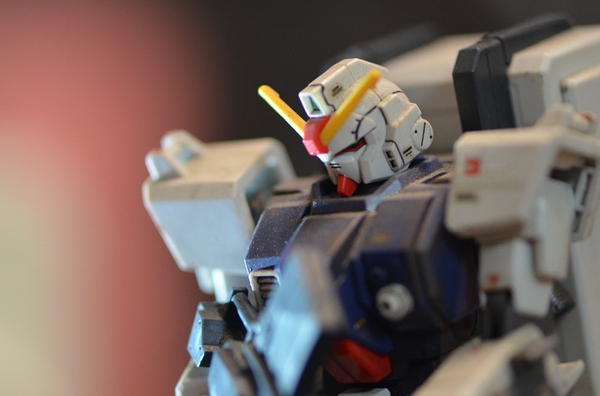 �����ܰѼ���ľ�̬ģ���ĵÿ�һ�㣿