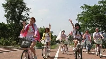 ��ĩ����ȥ���������ȫ�̵�����������