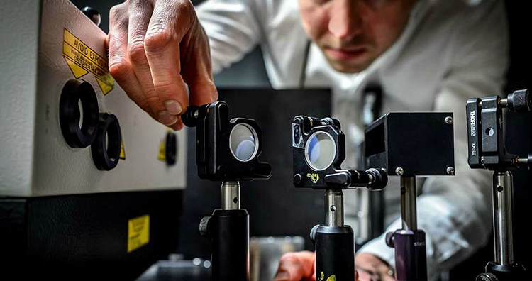 ������������������¹��ƶ���Ӱ��