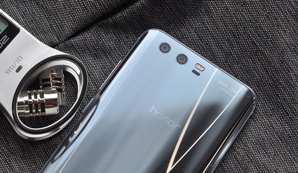 ��ҫ9�׷����⣬һ�����˾��޵�ȫ��ͻ��