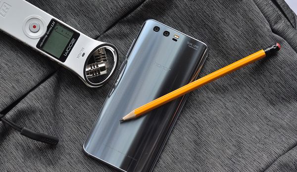 ��ҫ9�׷����⣬һ�����˾��޵�ȫ��ͻ��