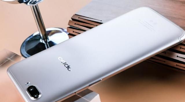 2499С��6��2999��OPPO R11�Աȣ�˭����ˣ�