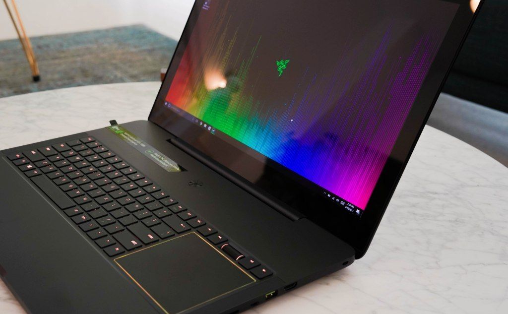 ������Ϸ�� THX �� Blade Pro ����VS������Ϸ��